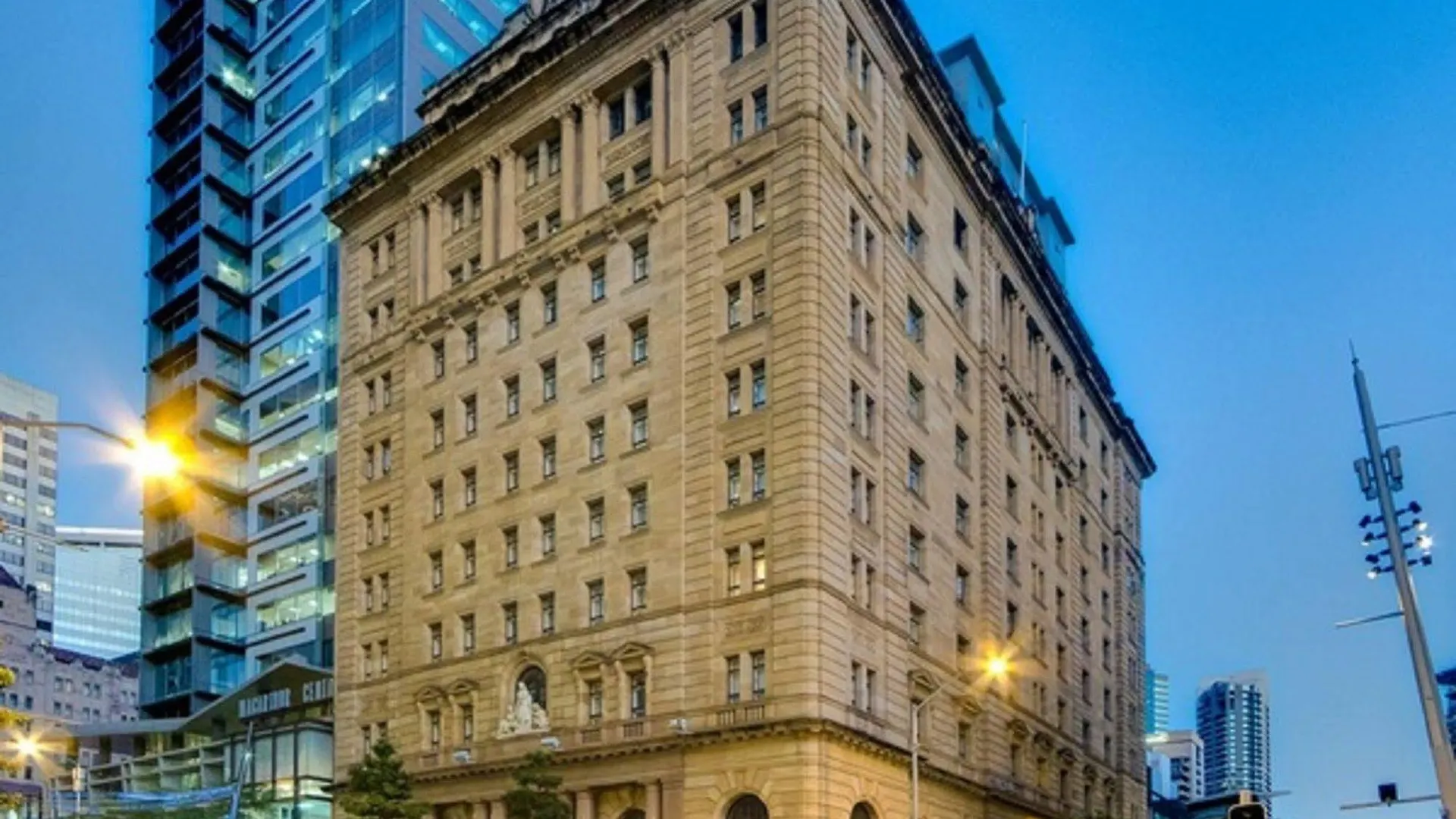 Macarthur Chambers Brisbane Aparthotel